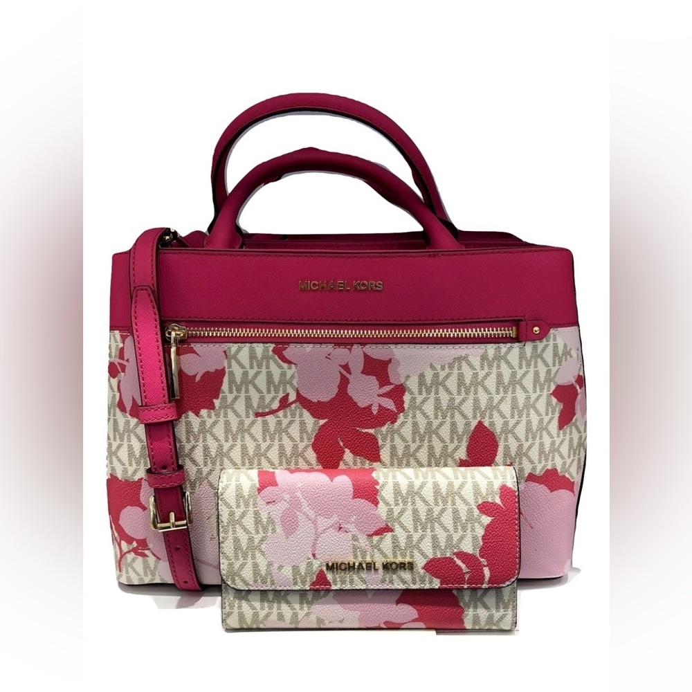 Michael Kors Hailee MD Satchel, New without tags!